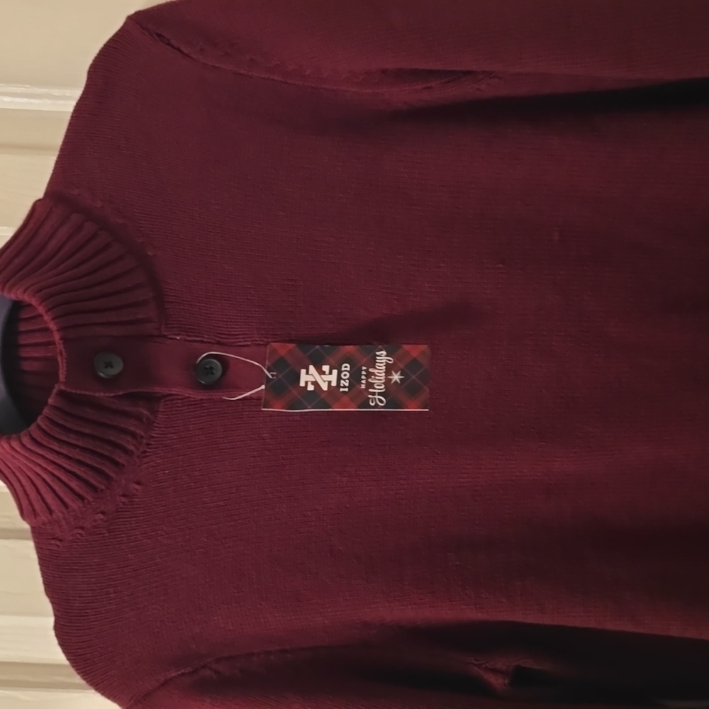 IZOD Brand Men's Quarter Button Sweater in Deep Burgundy Size Small